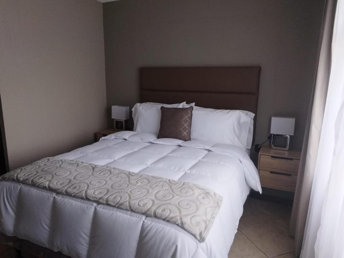 L'Aurora Inn Hostal Guatemala City Exterior foto